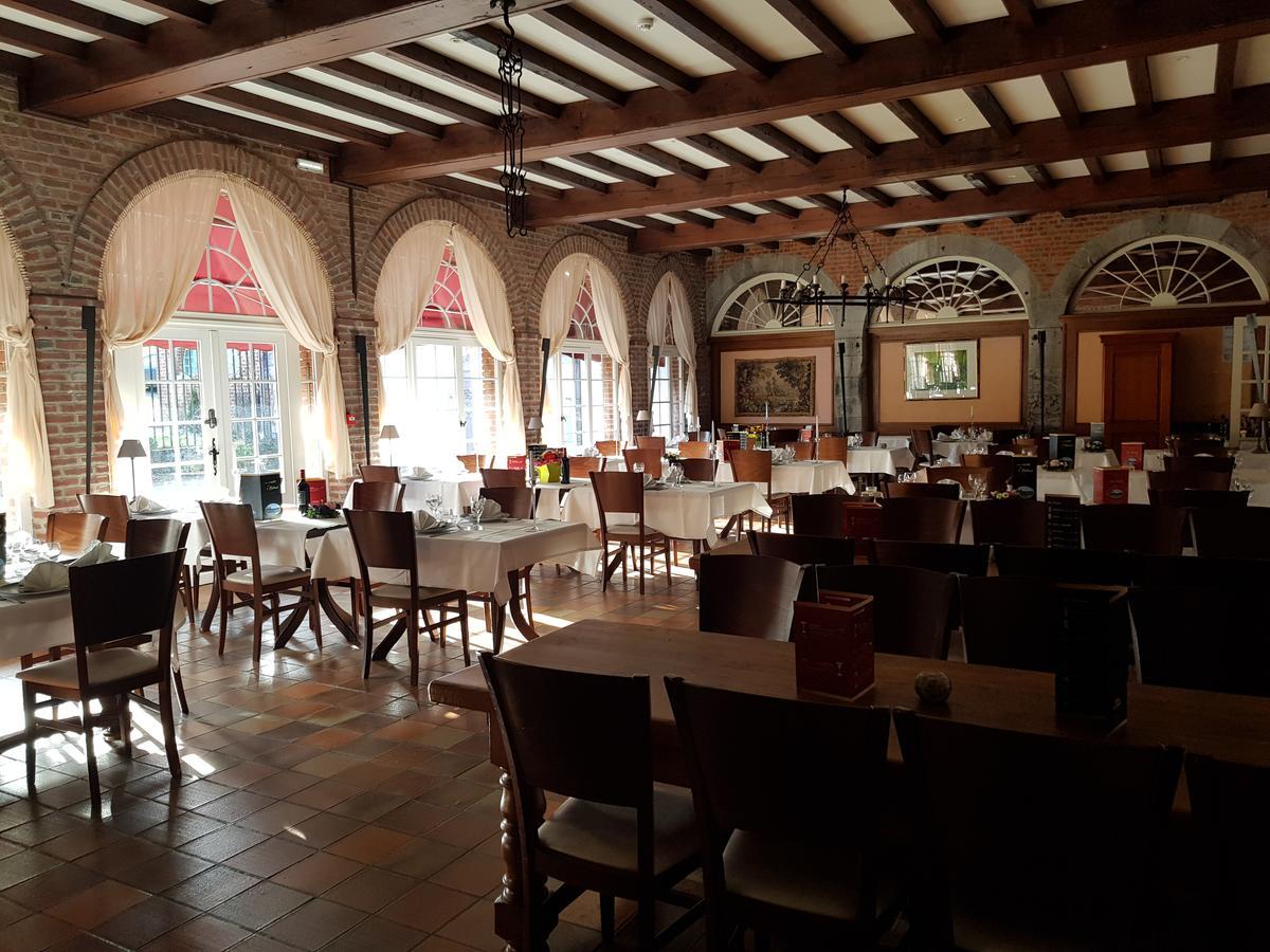 Logis - Chateau De La Motte - & Restaurant