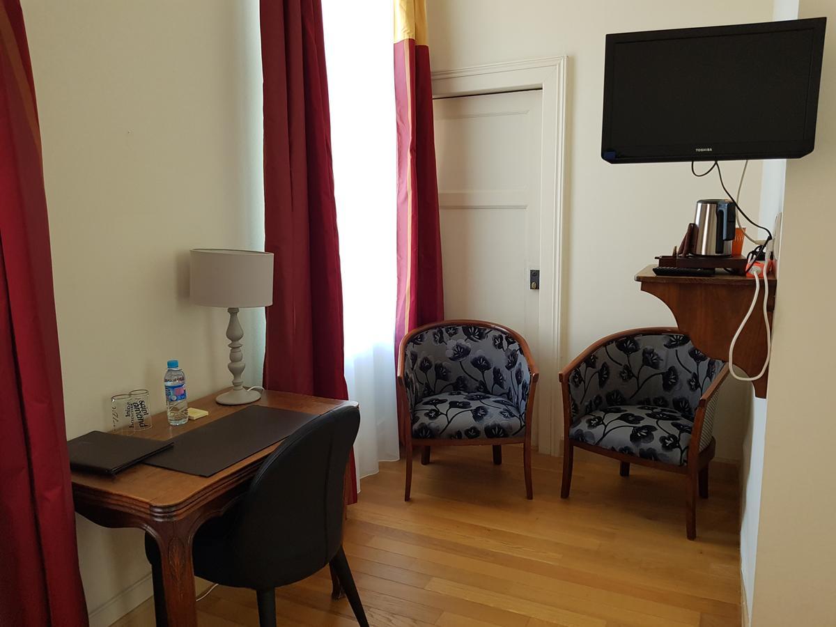 Hotel Logis - Chateau De La Motte - & Restaurant
