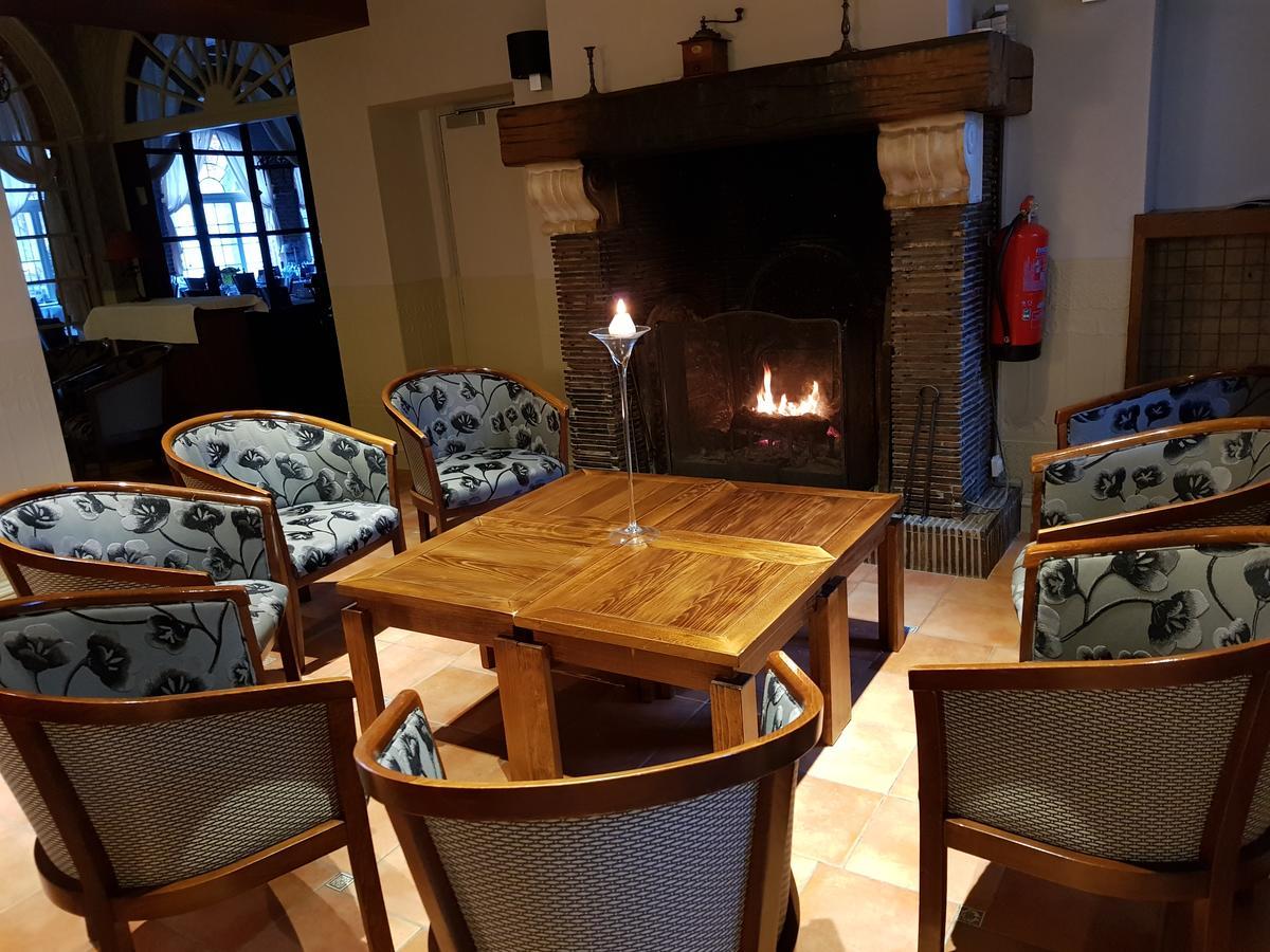 Logis - Chateau De La Motte - & Restaurant Hotel Liessies
