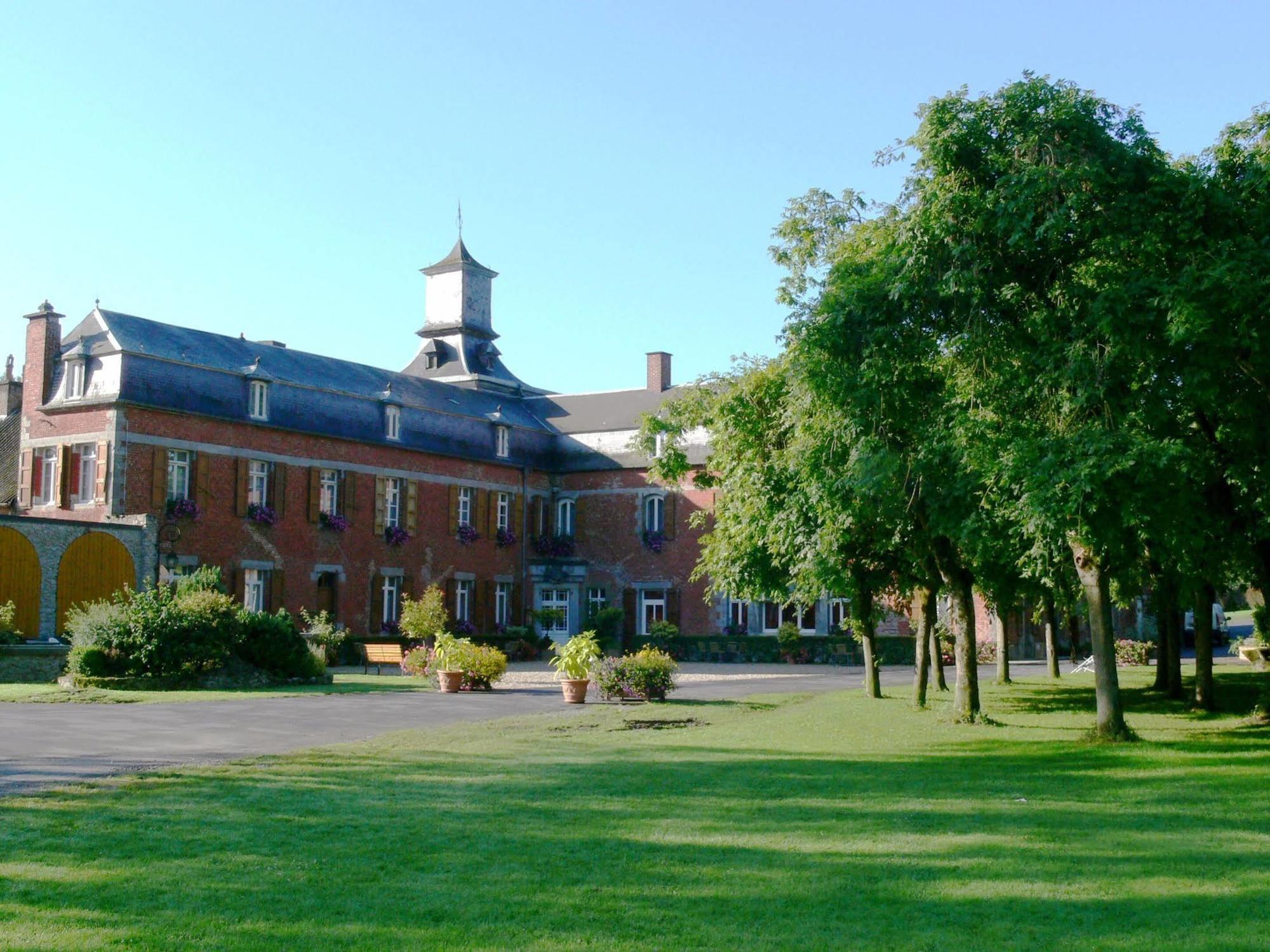 Logis - Chateau De La Motte - & Restaurant